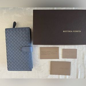 [ Like New ]Bottega Veneta Intrecciato French Wallet